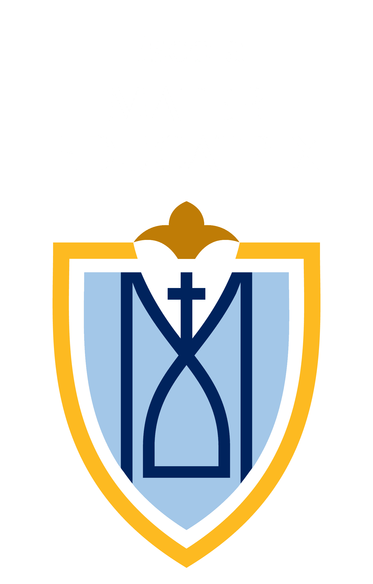 Alunos da Escola Mater Educatrix atravessando o pátio, com o prédio em enxaimel e a área verde ao fundo